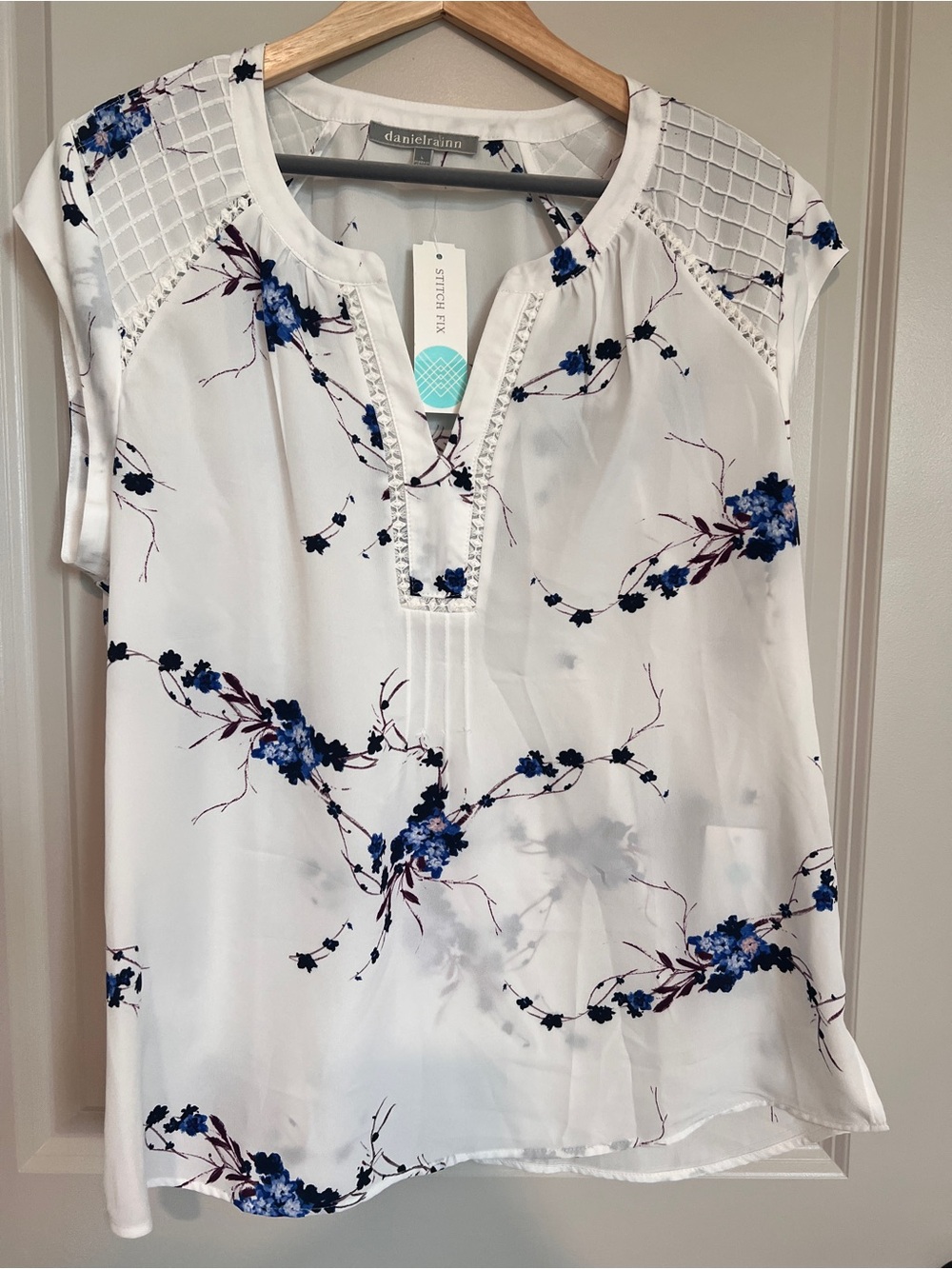 Daniel Rainn White Blouse with Blue Floral Print and Lace Yoke